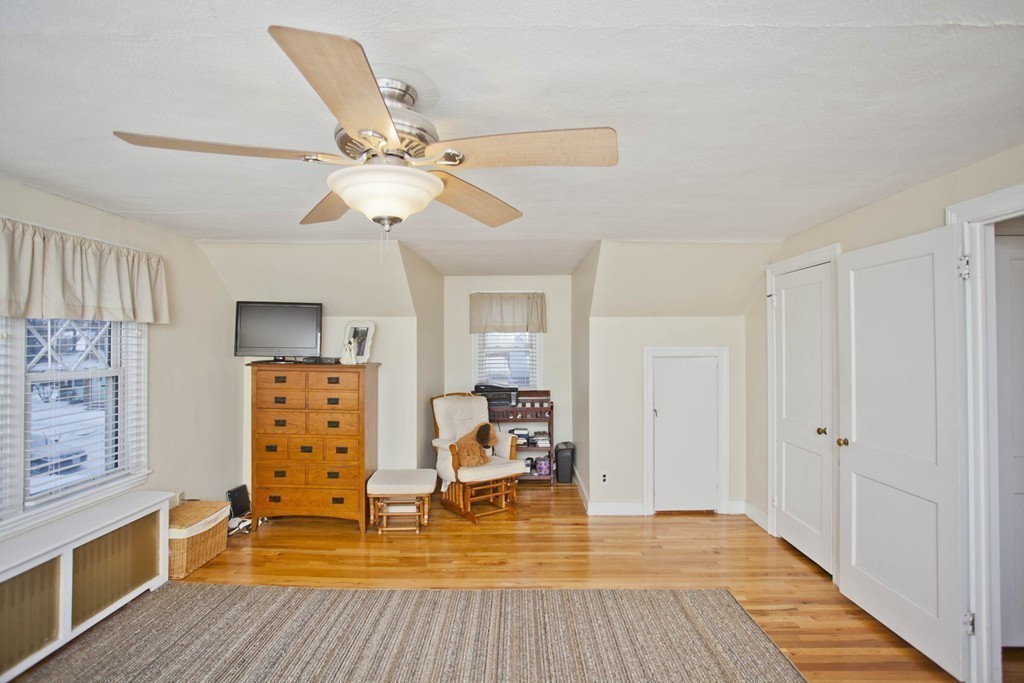 64 Vail Street Springfield, MA 01118 - Photo 14 of 17
