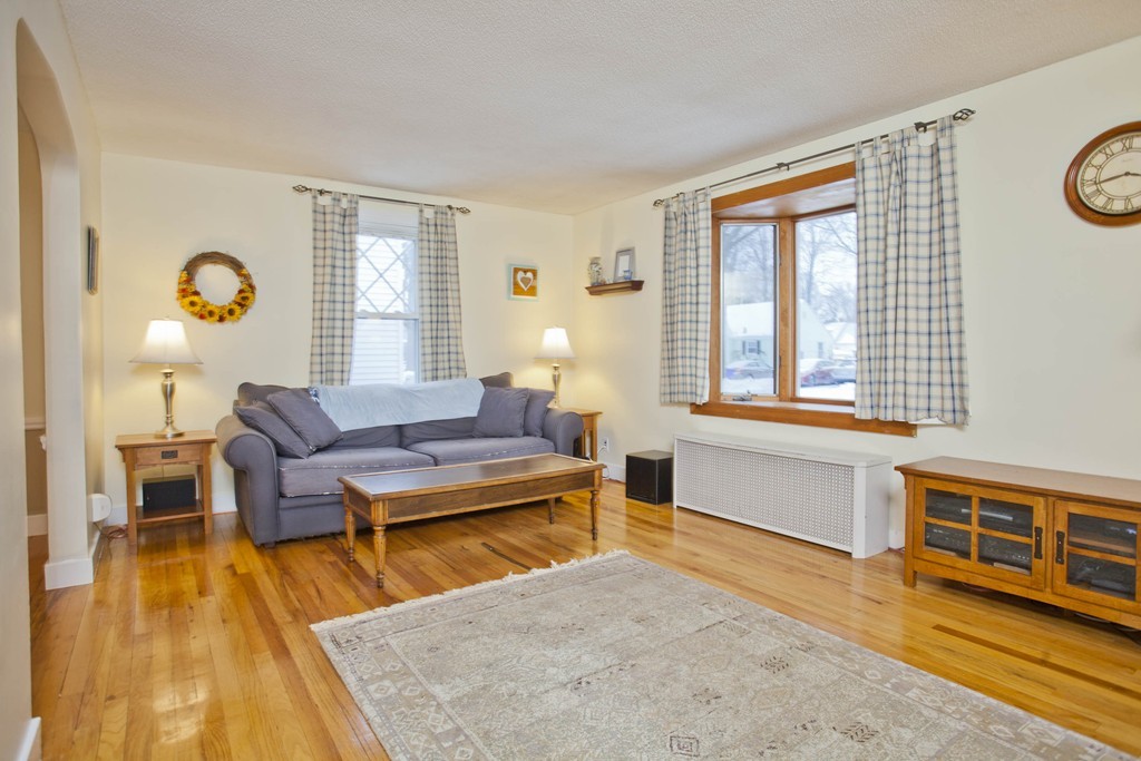 64 Vail Street Springfield, MA 01118 - Photo 2 of 17