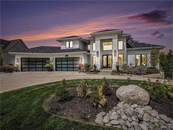 $1,750,000 | 21384 West 93rd Street, Lenexa, KS 66220