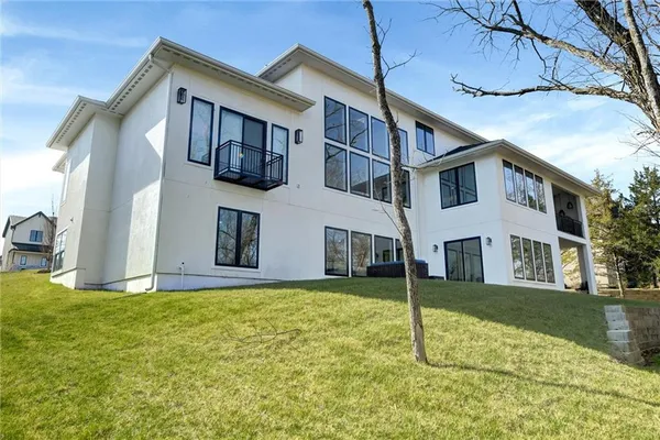 $1,750,000 | 21384 West 93rd Street, Lenexa, KS 66220