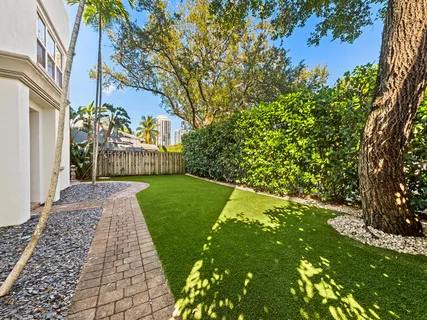 $649,000 | 705 Southwest 4th Avenue, Fort Lauderdale, FL 33315