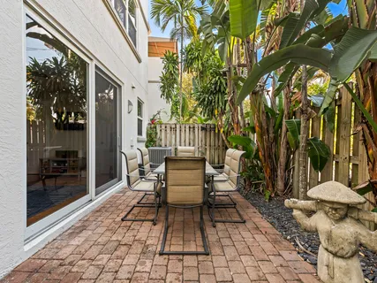 $649,000 | 705 Southwest 4th Avenue, Fort Lauderdale, FL 33315