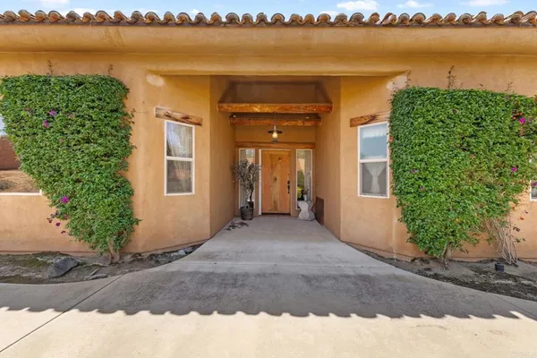 $1,464,999 | 129 Emilia Lane, Fallbrook, CA 92028