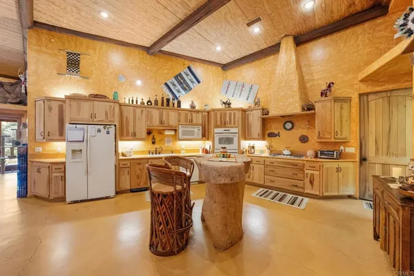 $1,464,999 | 129 Emilia Lane, Fallbrook, CA 92028