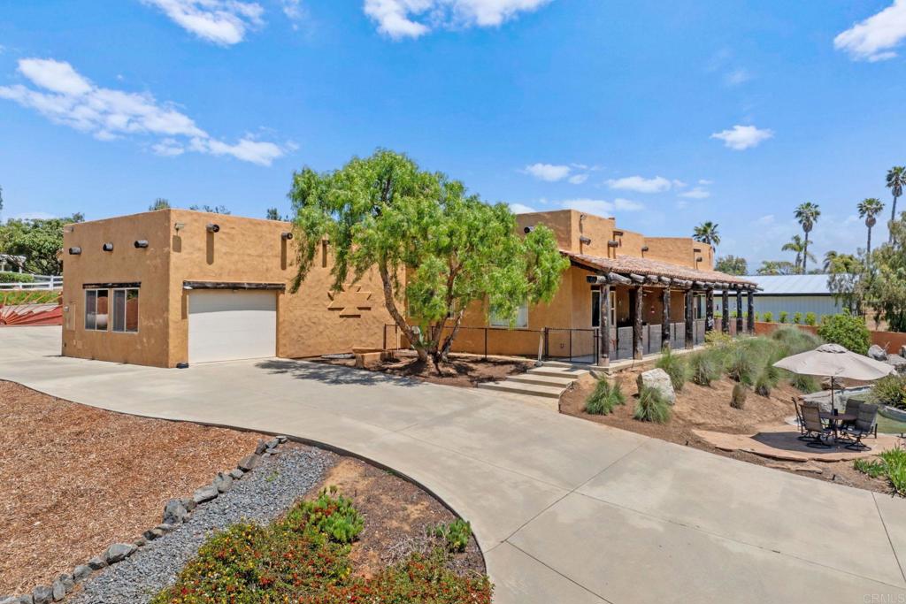 129 Emilia Lane Fallbrook, CA 92028 - Photo 4 of 75