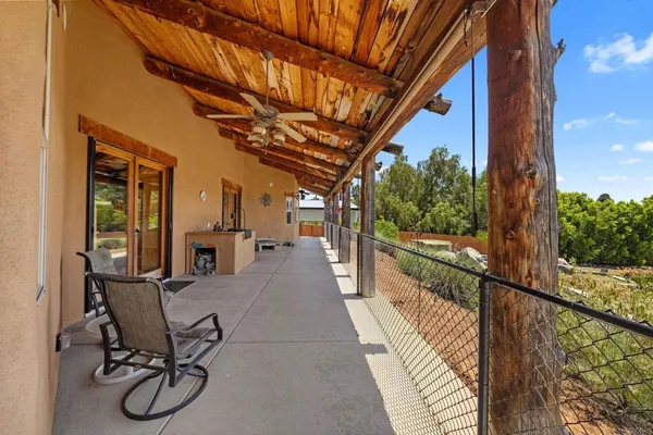 $1,464,999 | 129 Emilia Lane, Fallbrook, CA 92028