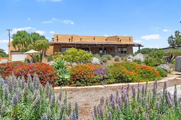 $1,464,999 | 129 Emilia Lane, Fallbrook, CA 92028