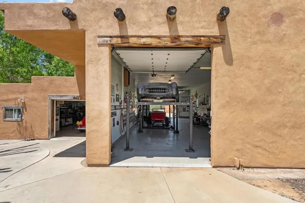 $1,464,999 | 129 Emilia Lane, Fallbrook, CA 92028