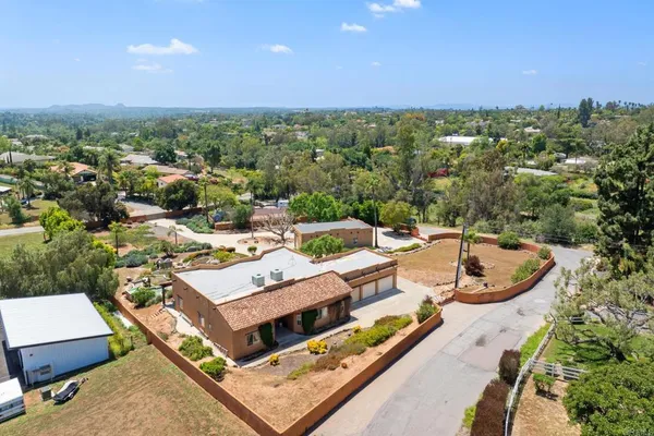 $1,464,999 | 129 Emilia Lane, Fallbrook, CA 92028