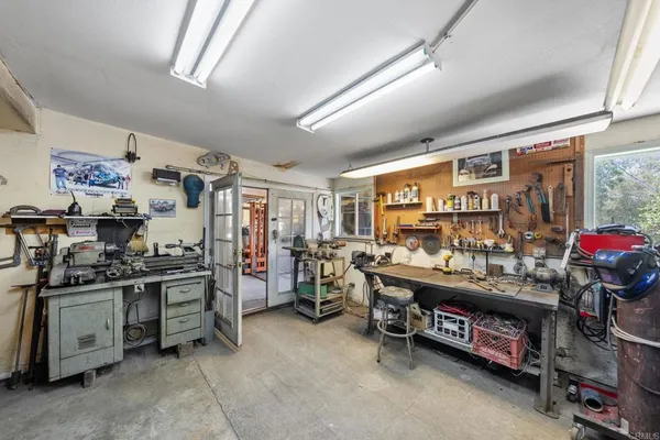 $1,464,999 | 129 Emilia Lane, Fallbrook, CA 92028