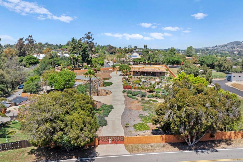 129 Emilia Lane Fallbrook, CA 92028 - Photo 10 of 75