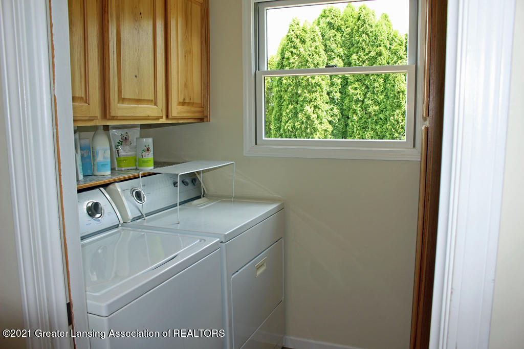 1946 Rolfe Road Mason, MI 48854 - Photo 10 of 22 Rolfe Laundry