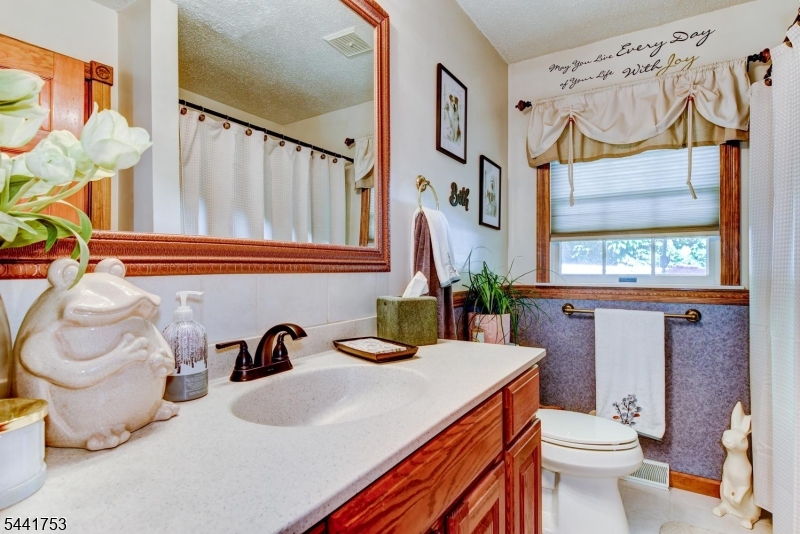 24 Shore Road Andover, NJ 07821 - Photo 12 of 42