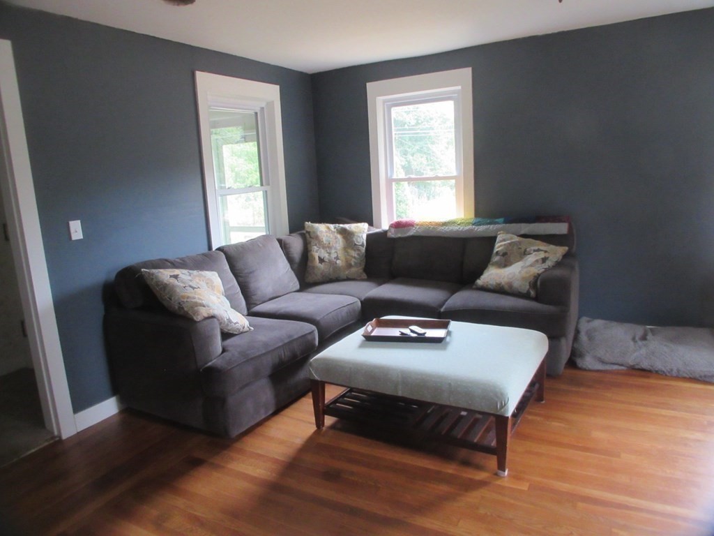 264 Old Fall River Road Swansea, MA 02777 - Photo 19 of 40 Gallery Image 19