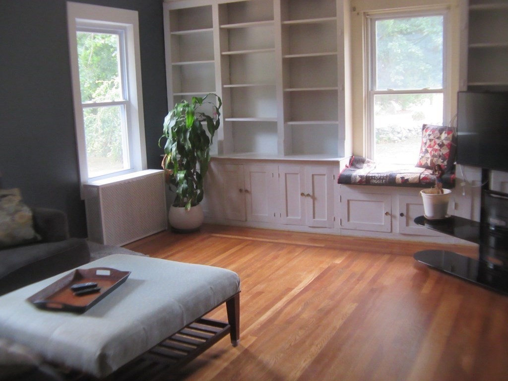 264 Old Fall River Road Swansea, MA 02777 - Photo 20 of 40 Gallery Image 20