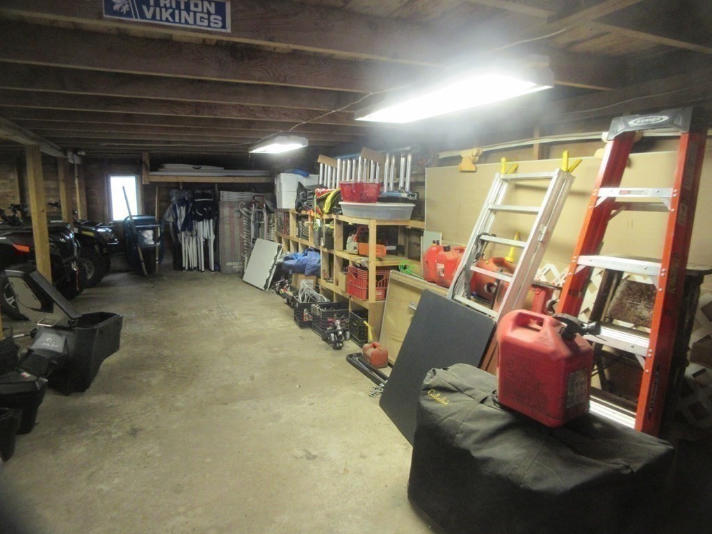 264 Old Fall River Road Swansea, MA 02777 - Photo 34 of 40 Gallery Image 34