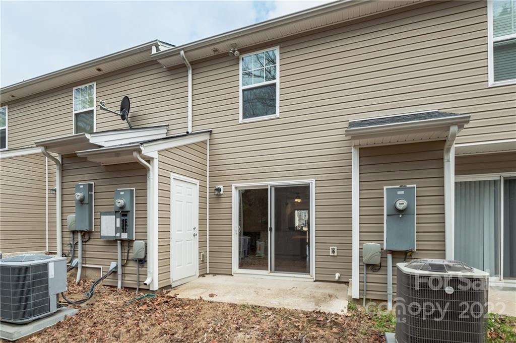 433 Hunters Dance Road Fort Mill, SC 29708 - Photo 19 of 25 a front view of a house with glass windows