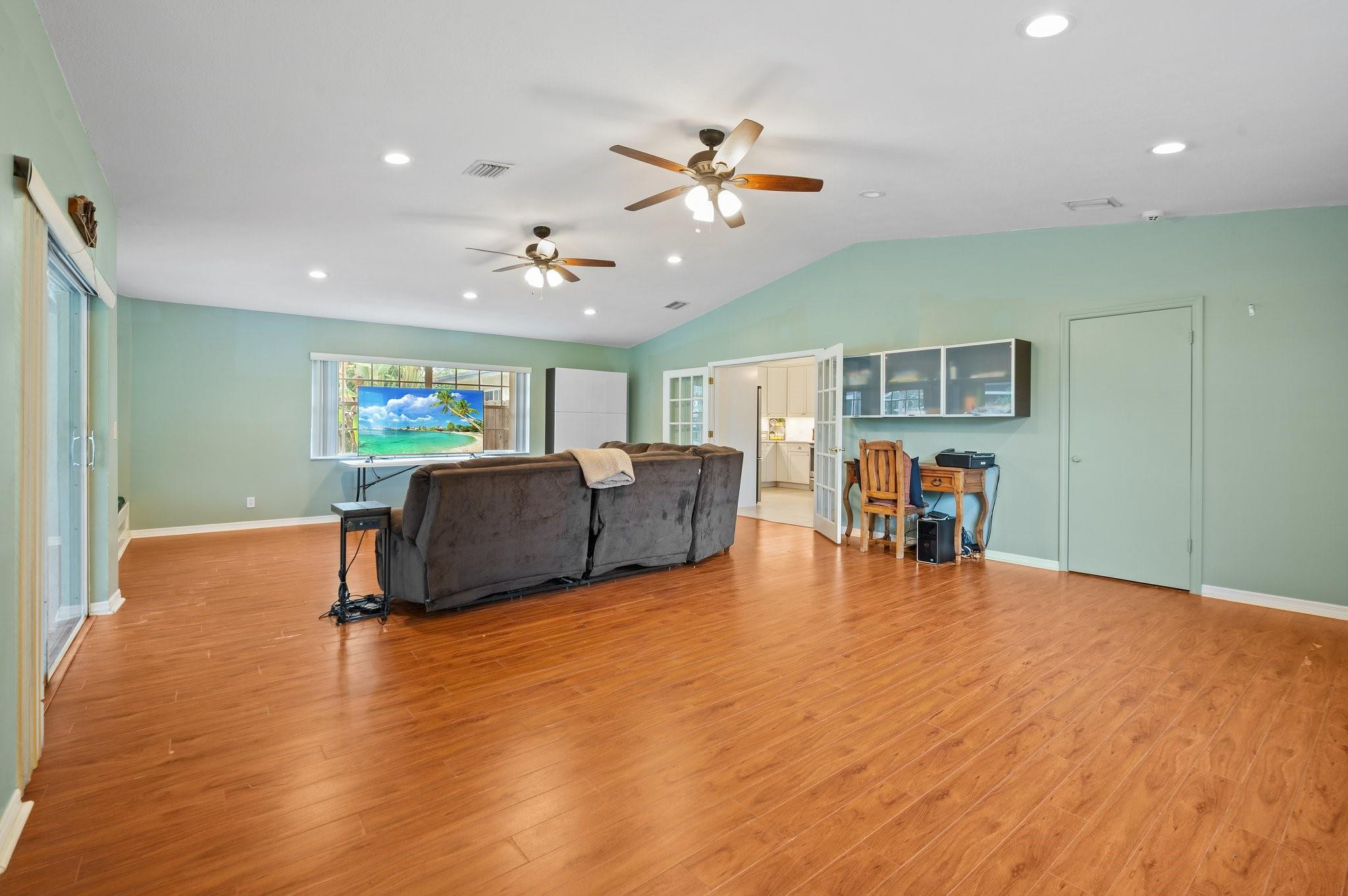 5191 Southwest 188th Avenue Southwest Ranches, FL 33332 - Photo 11 of 30 Photo 11