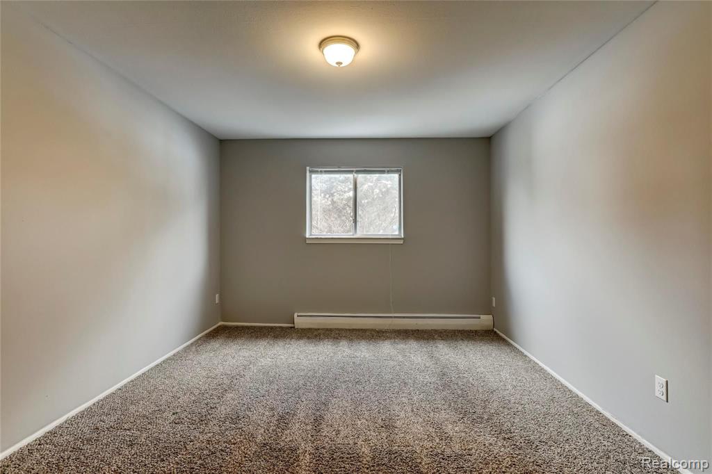 2157 Decker Road, Unit 13 Walled Lake, MI 48390 - Photo 11 of 14