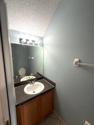 $2,100 | 5048 Palmbrooke Circle, West Palm Beach, FL 33417