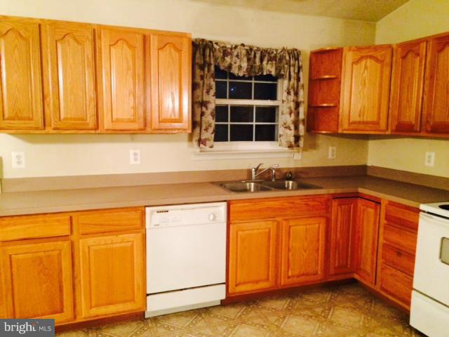 673 Running Fox Road Lusby, MD 20657 - Photo 13 of 19 Kitchen