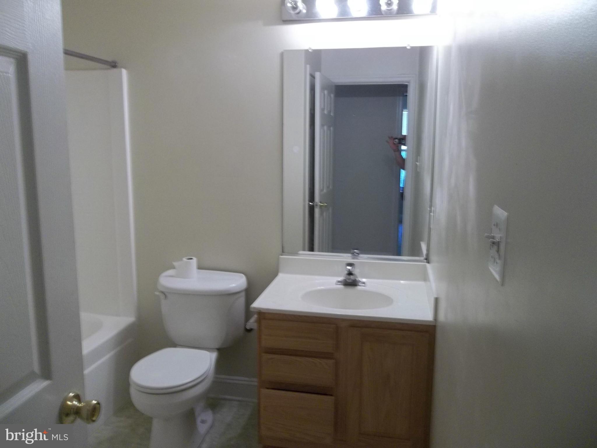 673 Running Fox Road Lusby, MD 20657 - Photo 15 of 19 Bath