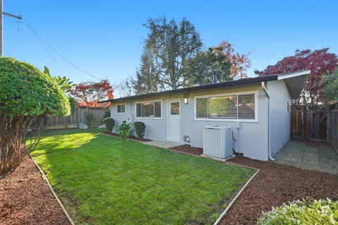 a view of an outdoor space