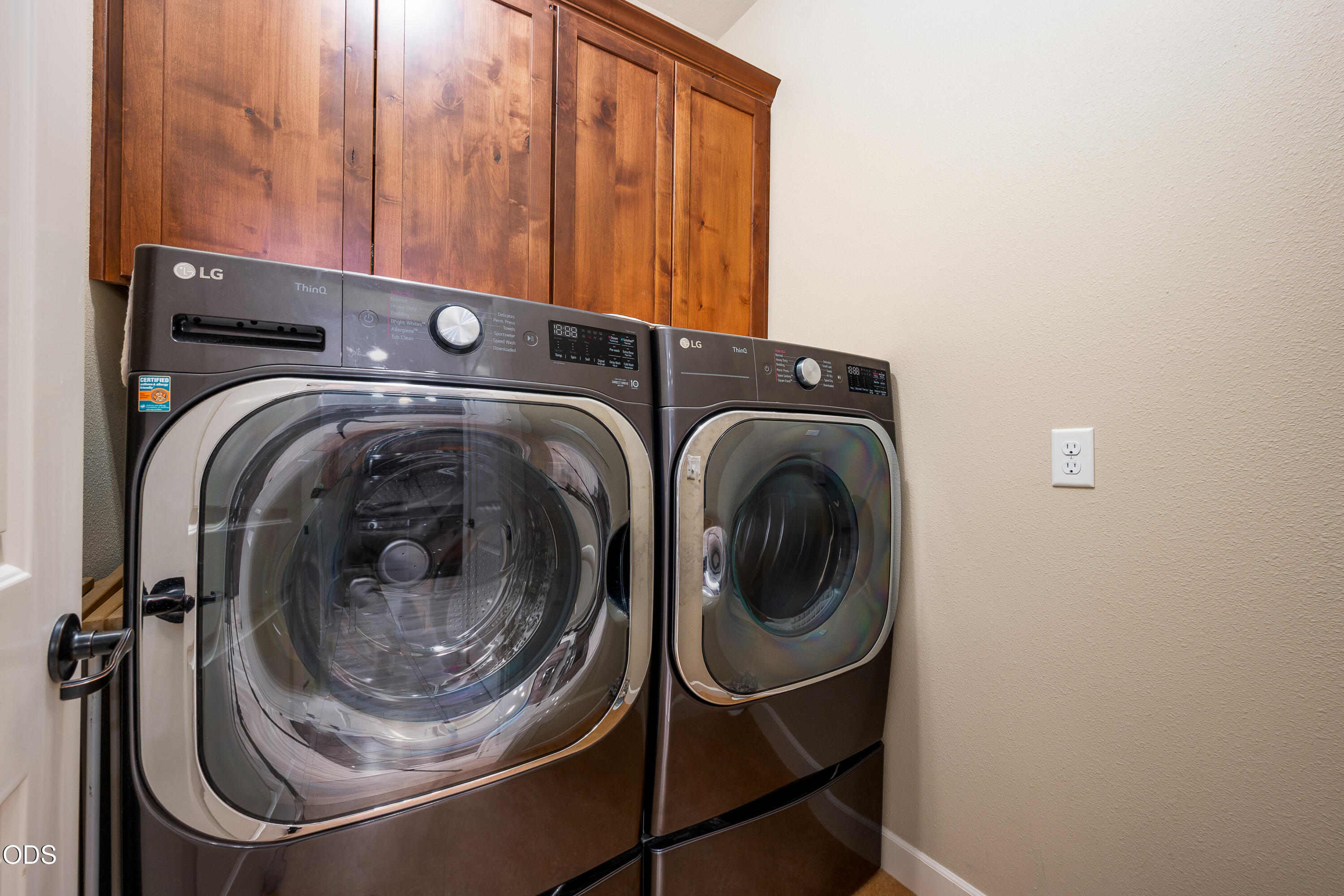 20768 Northeast Horizon Ridge Place Bend, OR 97701 - Photo 11 of 46