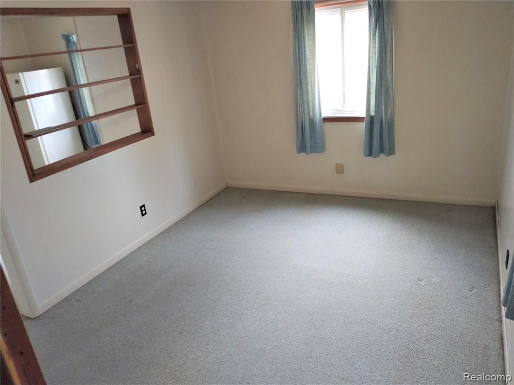1263 Fall River Road Ypsilanti, MI 48198 - Photo 18 of 25