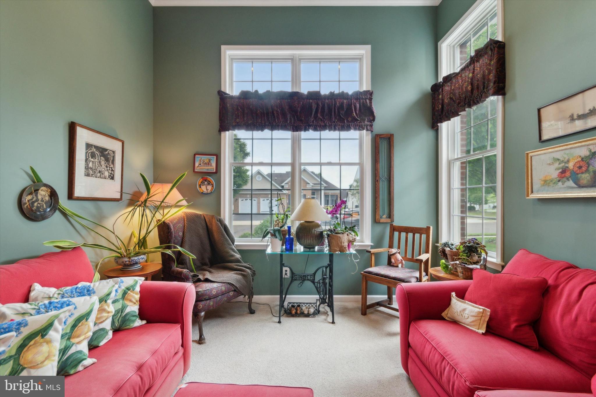 36 Nathaniel Road Southampton, PA 18966 - Photo 6 of 32 a living room filled with furniture