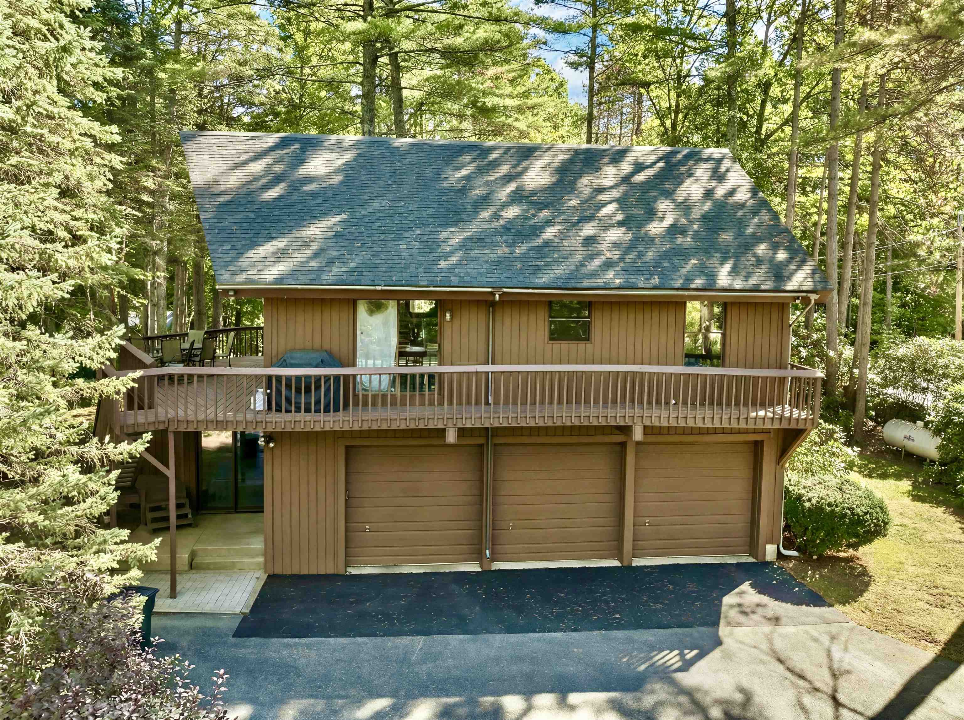 211 Dockham Shore Road Gilford, NH 03249 - Photo 12 of 60