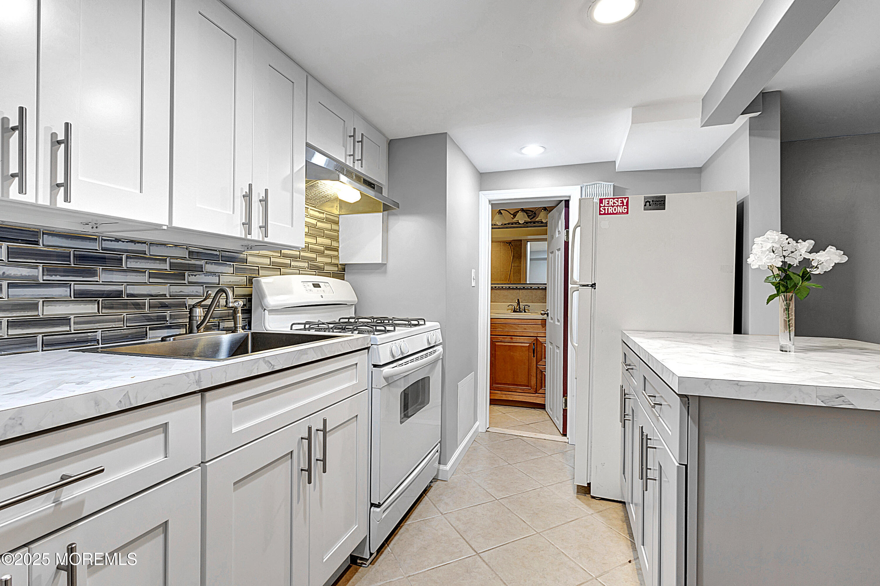 32 Kilfoyle Avenue Fords, NJ 08863 - Photo 33 of 33 029_3r4a5375_123