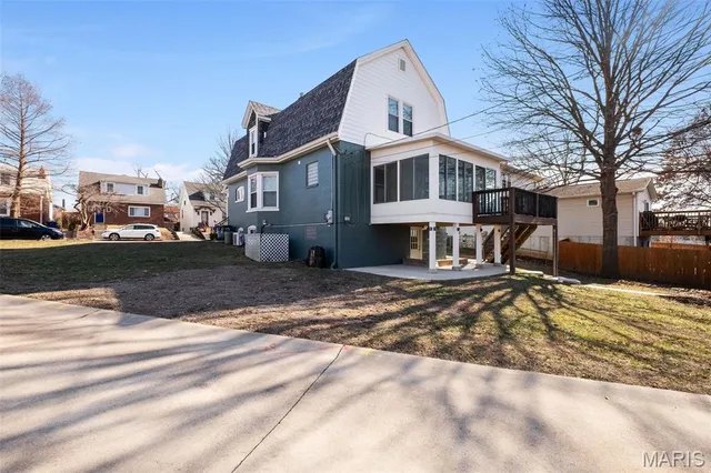 $399,000 | 1207 Sunset Avenue, Richmond Heights, MO 63117