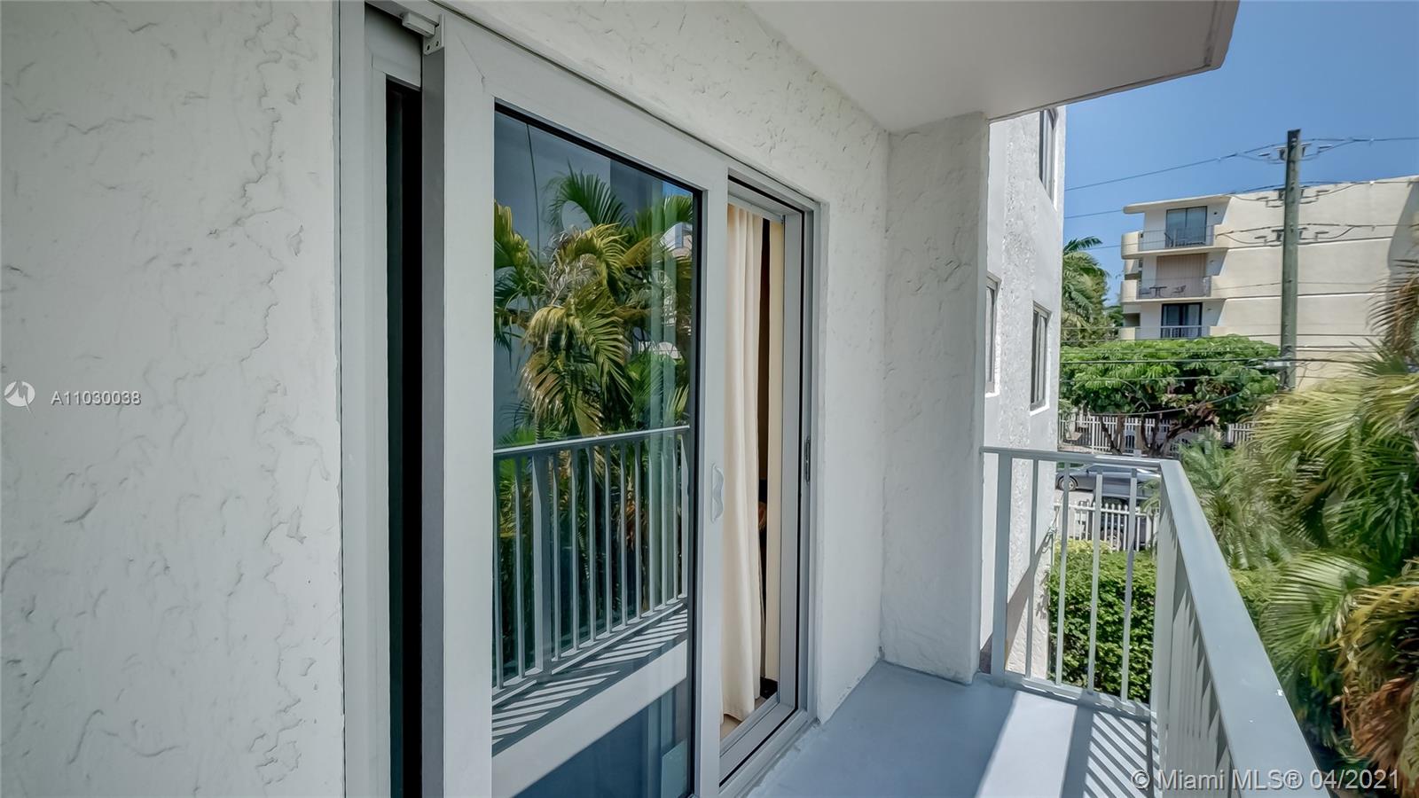 1674 Bay Road, Unit 204 Miami Beach, FL 33139 - Photo 12 of 16