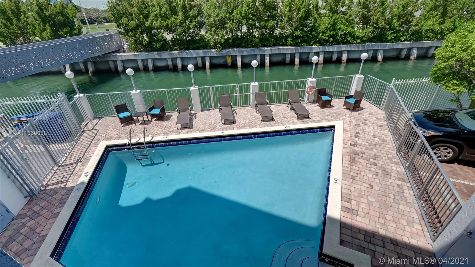 1674 Bay Road, Unit 204 Miami Beach, FL 33139 - Photo 14 of 16