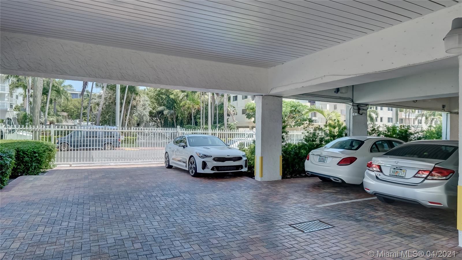 1674 Bay Road, Unit 204 Miami Beach, FL 33139 - Photo 3 of 16