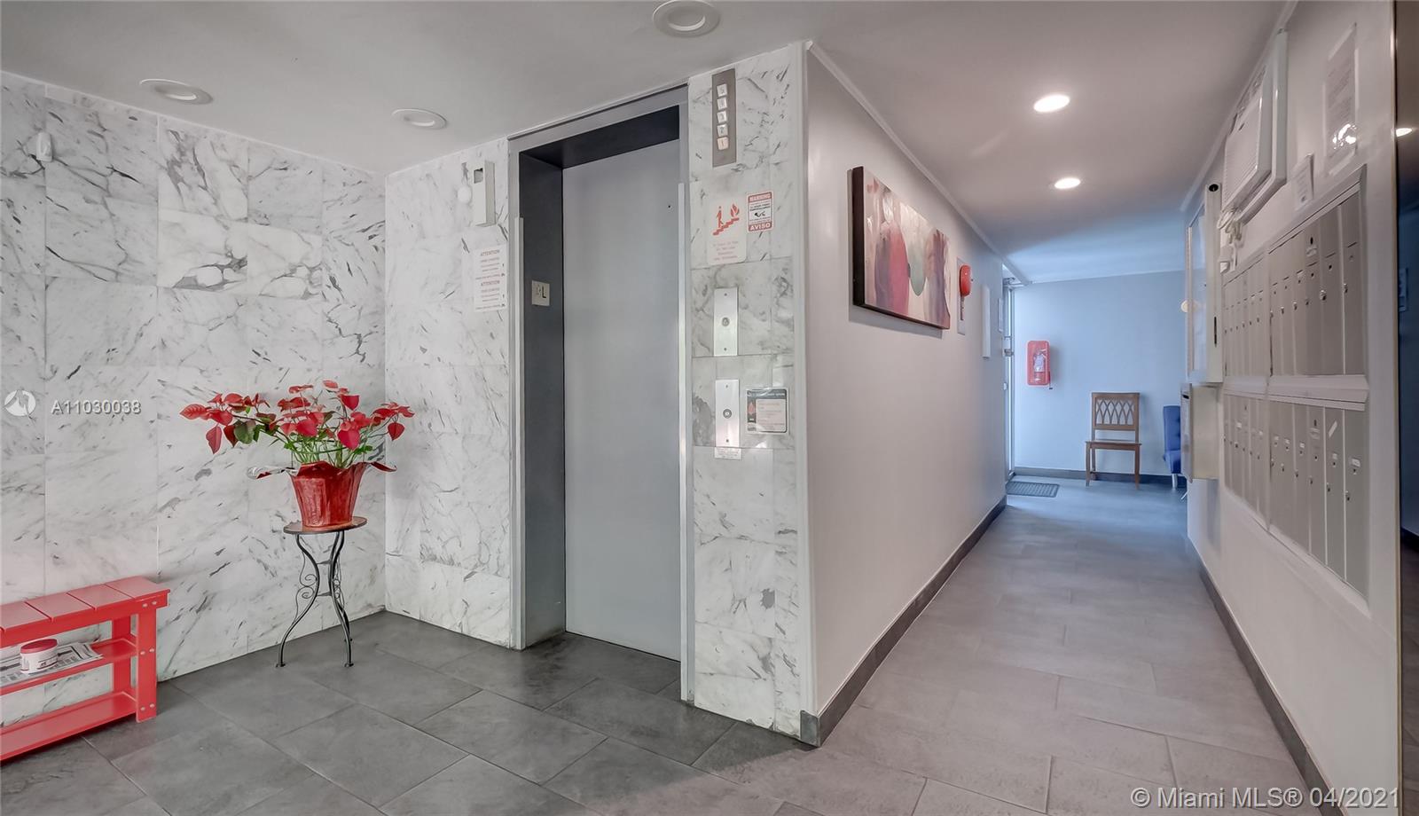 1674 Bay Road, Unit 204 Miami Beach, FL 33139 - Photo 4 of 16