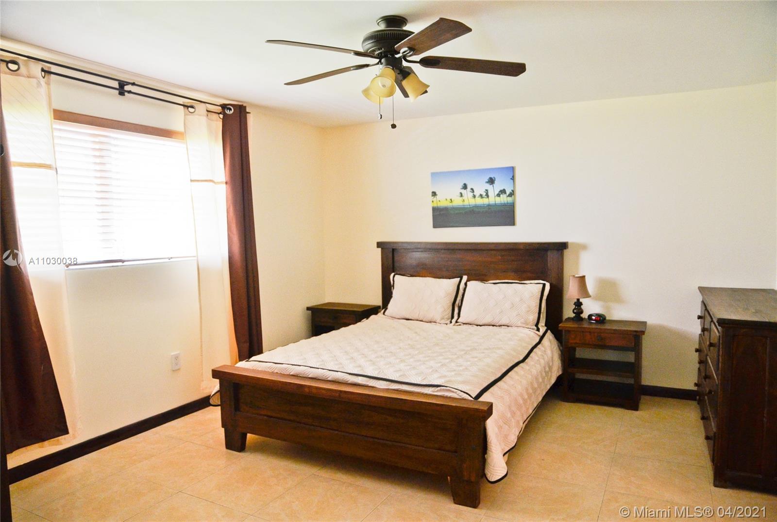 1674 Bay Road, Unit 204 Miami Beach, FL 33139 - Photo 8 of 16