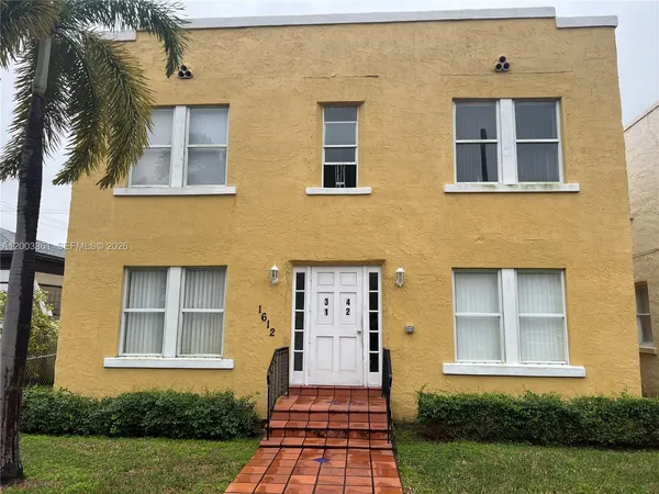 $1,500 | 1612 Harrison Street, Unit 2, Hollywood, FL 33020
