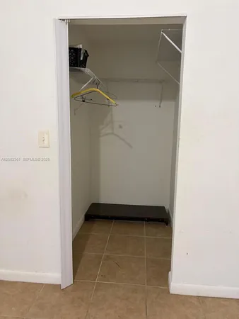 $1,500 | 1612 Harrison Street, Unit 2, Hollywood, FL 33020