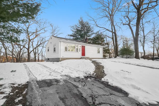 $339,000 | 22 Outlook Drive, Worcester, MA 01602