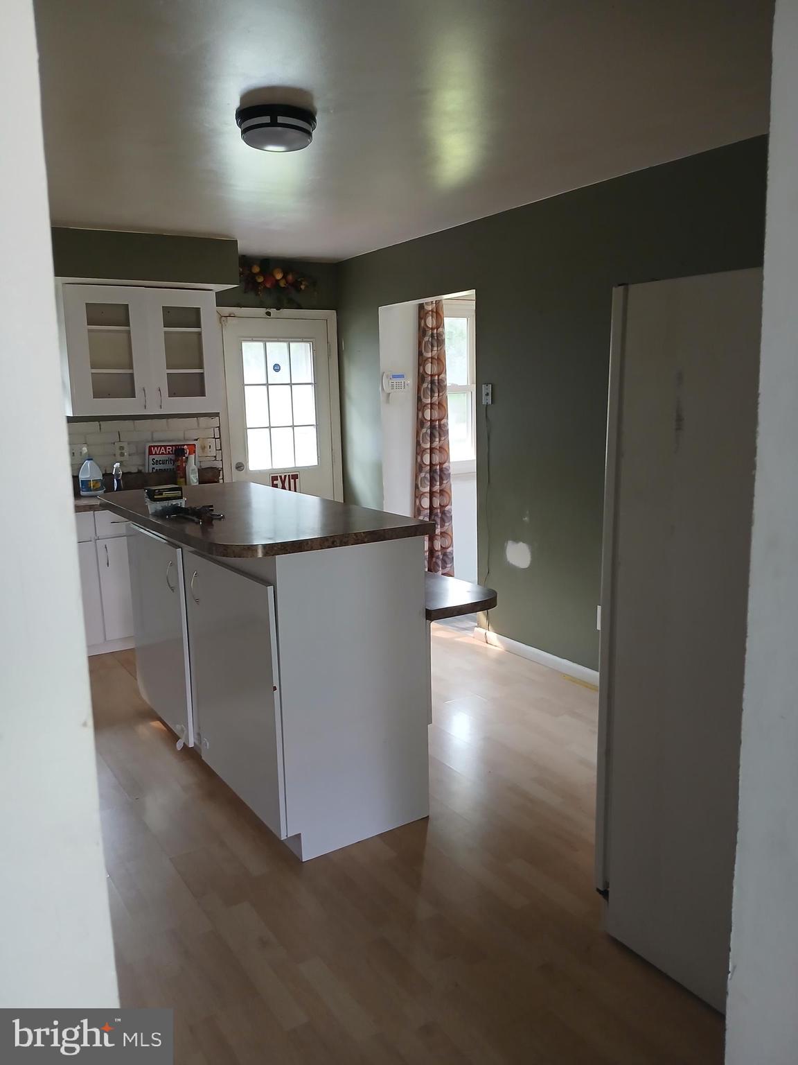 1495 Weyburn Road Rosedale, MD 21237 - Photo 4 of 15