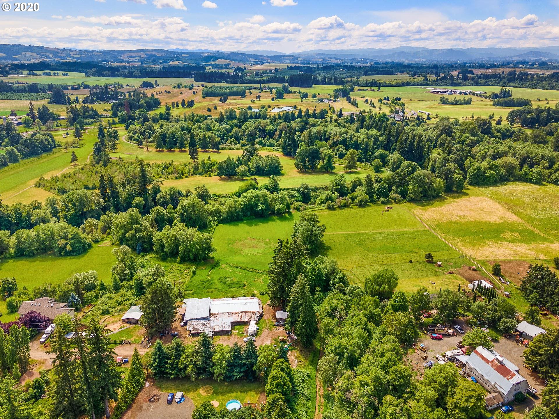 5735 Southwest River Road Hillsboro, OR 97123 - Photo 8 of 14