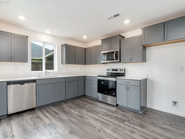 $444,995 | 5910 Northeast 120th Street, Vancouver, WA 98686