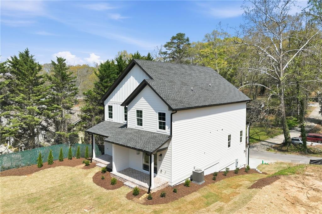 1123 Riverside Terrace Gainesville, GA 30501 - Photo 33 of 37