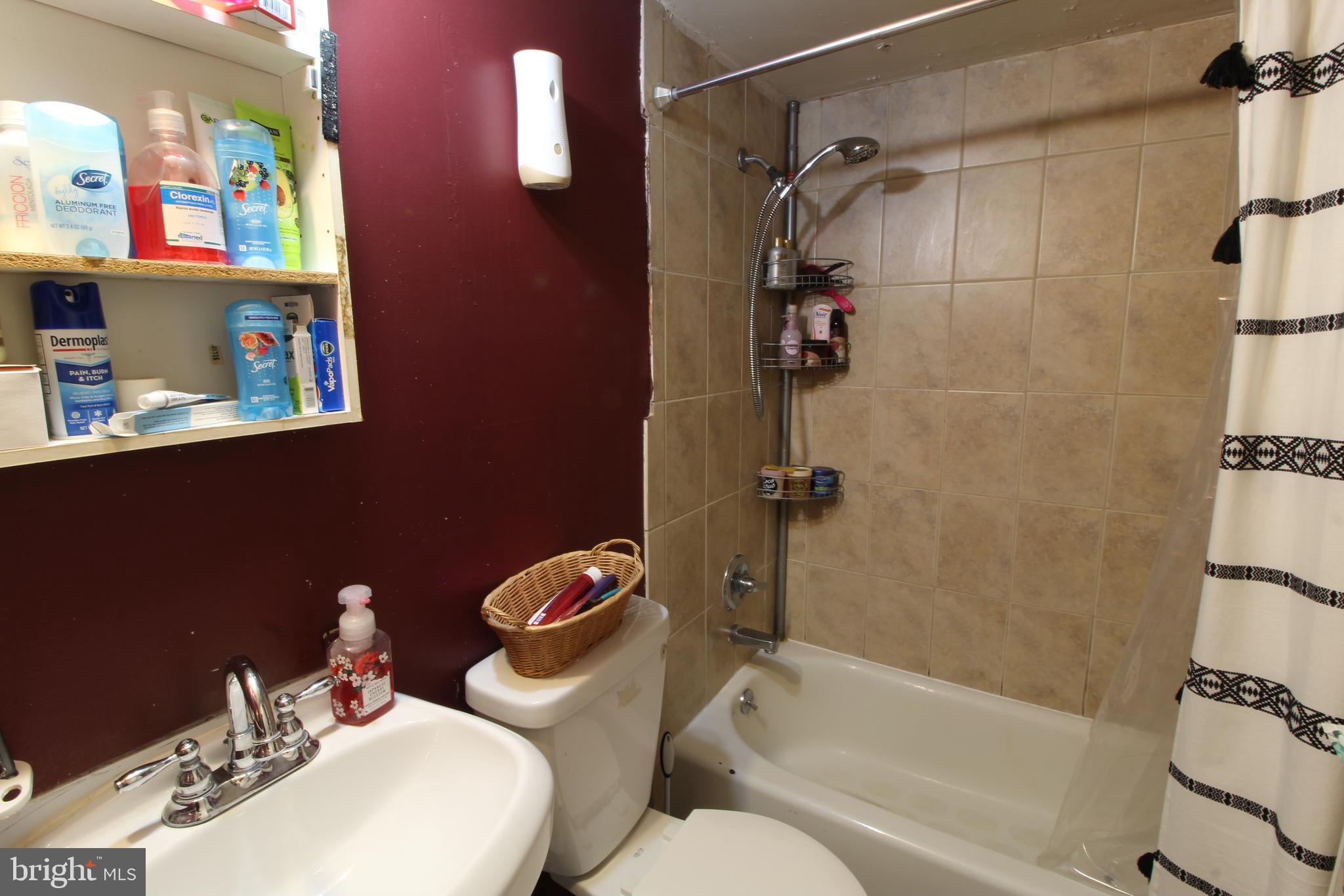 102 Reed Avenue Trenton, NJ 08610 - Photo 22 of 28