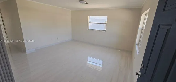 $2,300 | 338 Southwest 8th Avenue Southwest, Vero Beach, FL 32962