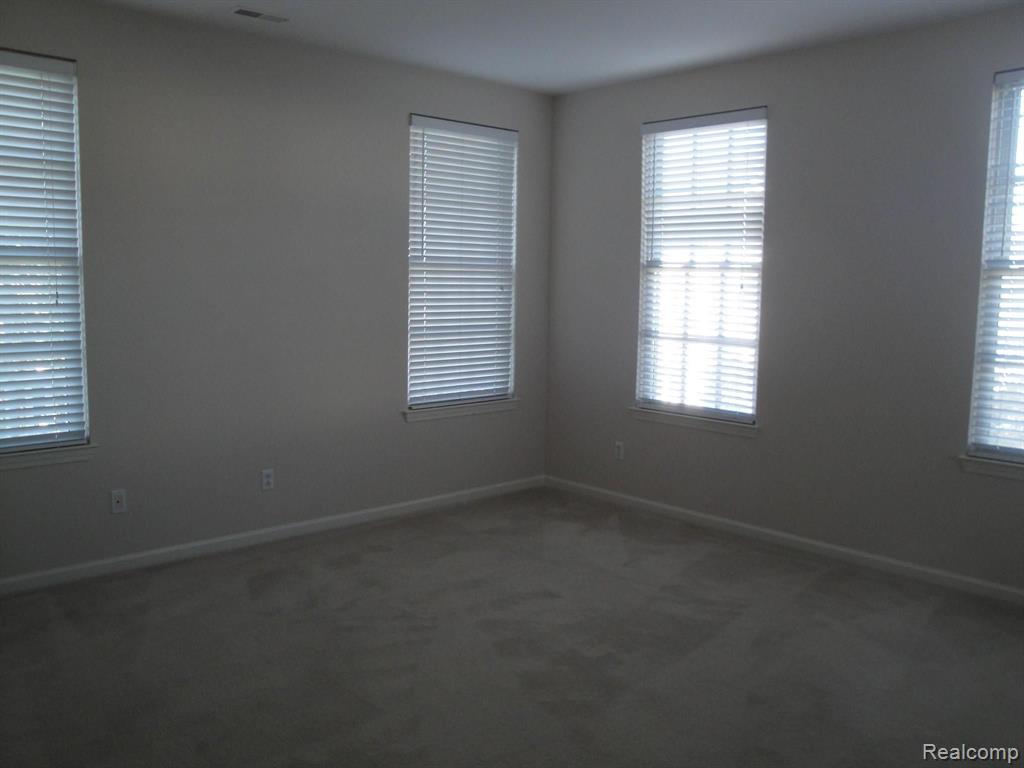 604 Constitution Street, Unit 48 Canton, MI 48188 - Photo 18 of 31