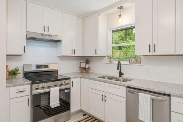 $235,000 | 128 Salvadore Drive, Crestview, FL 32536