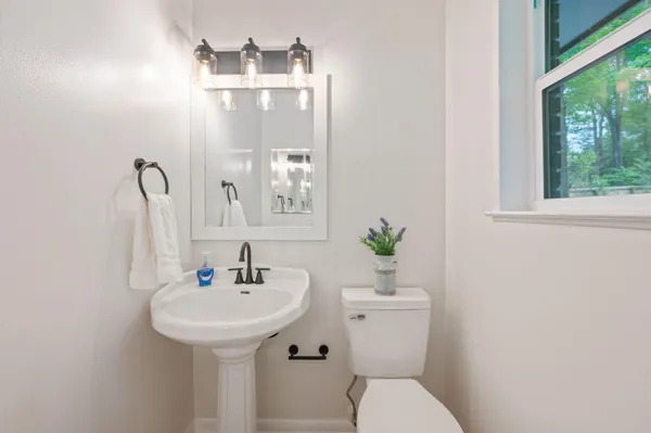 $235,000 | 128 Salvadore Drive, Crestview, FL 32536